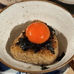 焼きおにぎり 卵黄のせ