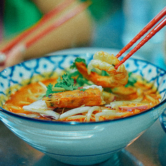 カオサン有名屋台「メム・トムヤムクン」再現のトムヤムクンラーメン！！の写真