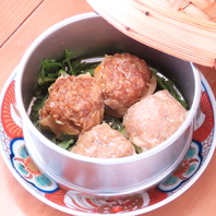 素材の旨味を凝縮した「手作り肉汁シュウマイ」が絶品♪