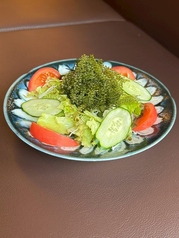 海ぶどうサラダ
