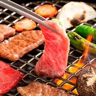 厳選された新鮮なお肉と特製のタレを楽しむ