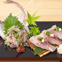 鯵の食べづくし＜梅叩きと握り寿司＞