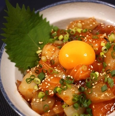 海鮮ユッケ丼