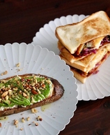 土日限定でブランチ＆昼飲み＆カフェ営業実施中