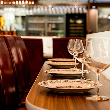 ザ ロイヤルアジアンキッチン ダイヤモンド汐留メディアタワー店の雰囲気1