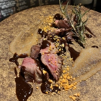 炭火の魔法で味わう特別なひととき！創作料理の世界