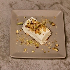 ピスタチオのレアチーズケーキ