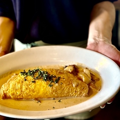 ポルチーニソースのメレンゲオムレツ