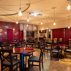 クラシックな雰囲気のフロア