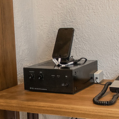 プライベートルーム貸切ご利用限定で、BGMをお好みの音楽に変更可能です!主役の好きな曲を集めたプレイリストを流したり、パーティのコンセプトに合わせた音楽で会場を演出したりと、空間づくりも自由自在。プロジェクターと合わせ、こだわりのBGMで雰囲気を最高に盛り上げる特別な宴会を叶えませんか?