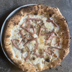 マチェライオ(モッツァレラ・サルシッチャ・サラミ・モルタデッラ・リコッタ)