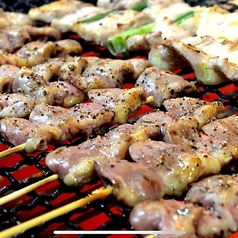 新鮮な鶏肉を使った絶品料理、今夜の主役に！