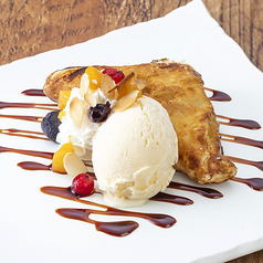 キャラメルアップルパイ バニラアイス添え