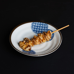 【神の1本】秘伝ダレの鶏皮串