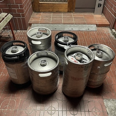 日本全国から仕入れてるクラフトビールの樽生