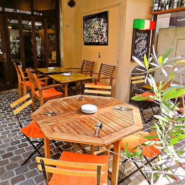 OSTERIA GAINA オステリアガイーナの雰囲気1
