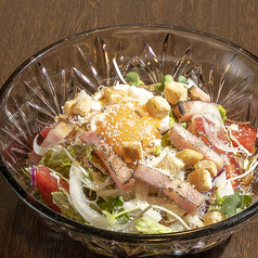 ベーコンエッグシーザーサラダ