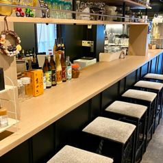 カウンター6席