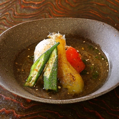 季節の彩り野菜の煮びたし