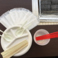 【食器】■紙皿　■割箸　■おしぼり　■ストロー　■コップ