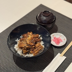 穴子蒲焼丼