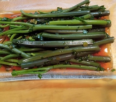 女将の山菜料理各種
