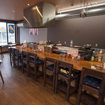 ひとり飲みや大切な方とのご利用にはカウンター席もおすすめです♪ゆっくりと食事やお酒が楽しめる！