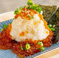 【〆にもぜひ！当店名物の痛風丼！】