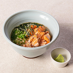 炙り鮭のだし茶漬け