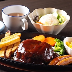 ハンバーグ焼き肉定食(サラダ・スープ付き)