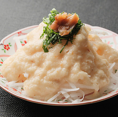 梅肉とろろの大根サラダ