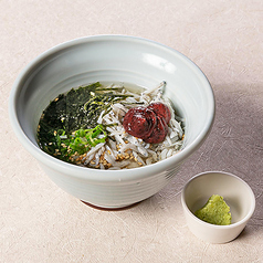 梅しらすのだし茶漬け