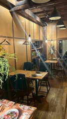 最大20名様までの大規模な集まりにも対応可能◎店内の貸切も承っており、周囲を気にせずプライベートなイベントや打ち上げを企画いただけます。木の温かみを感じる統一感のあるインテリアに囲まれて、特別な日のパーティーを華やかに♪