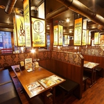 仕切りがあるので落ち着いてお食事ができます♪※写真は系列店の店内です。