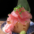 料理メニュー写真&nbsp;マグロのこぼれ升盛り