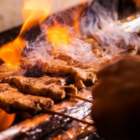 炭火で焼き上げたこだわりの焼き鳥…