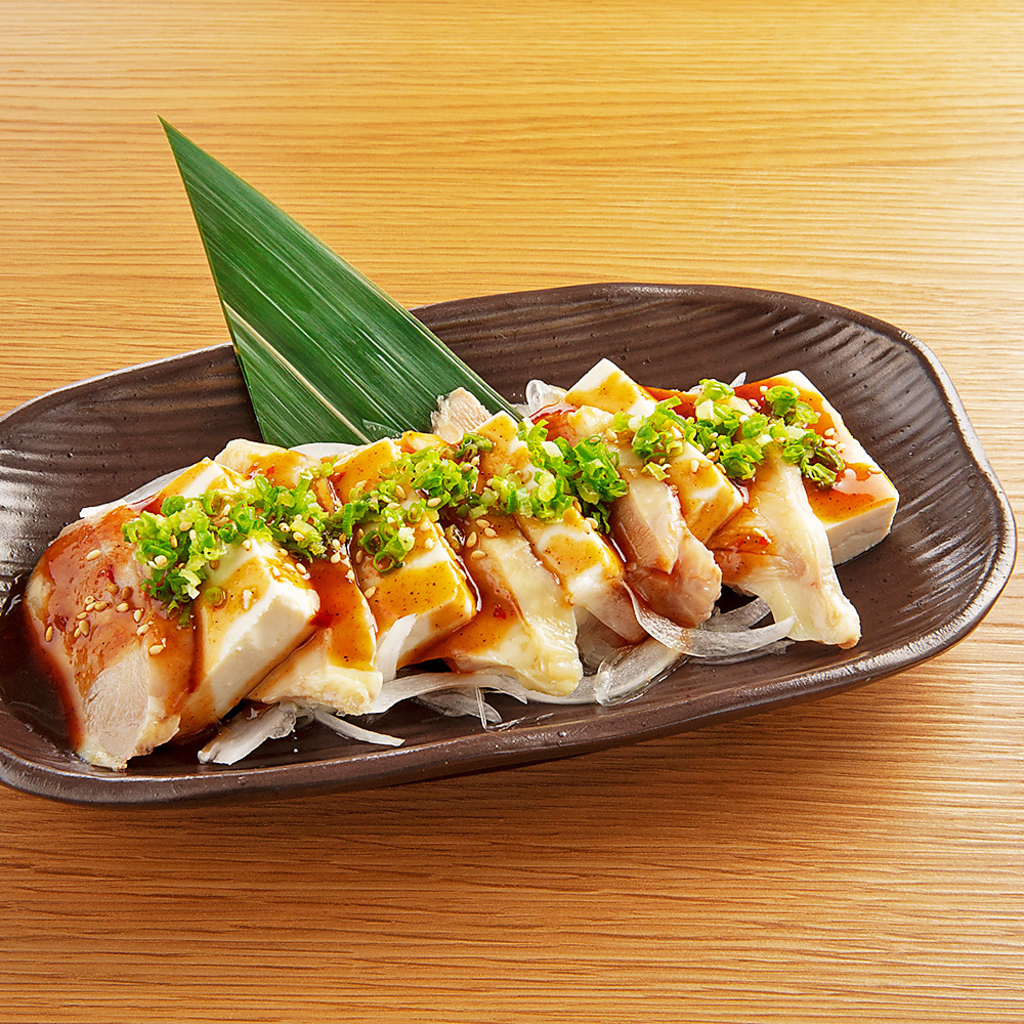 【人気】鶏ももと豆冨のよだれどり　当店のオリジナルメニューも豊富です！