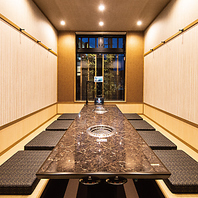 お子様連れも安心！家族みんなで楽しめる空間