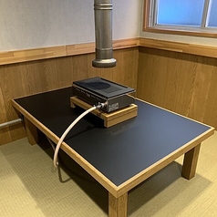 足を伸ばしてゆったりくつろげるお座敷タイプのお席♪ご宴会にもオススメ。