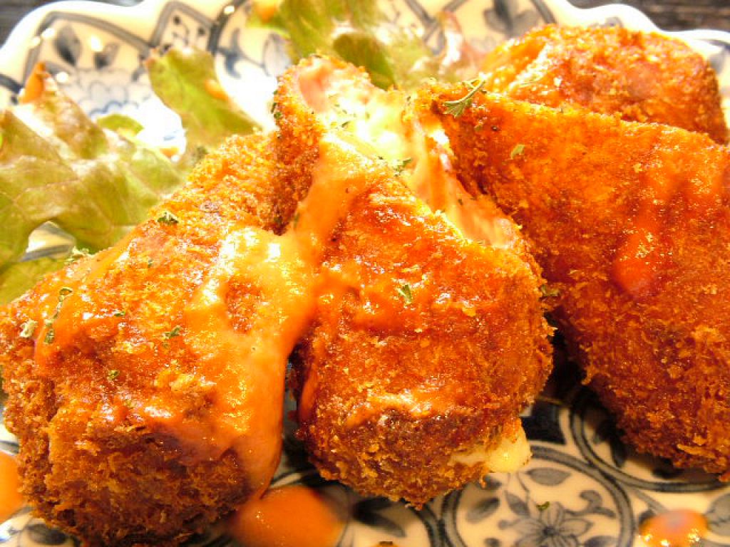 外はサクッと、中トロリ☆こだわりつまった絶品メニュー【たまごコロッケ】