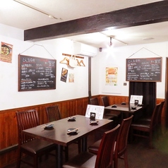 人数に応じて貸切も可能。会社宴会や地元の集まりなど幅広いシーンに対応でき、ゆったりと過ごせます。