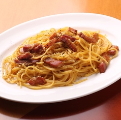 ペコリーノチーズとパンチェッタのカルボナーラ・スパゲティ