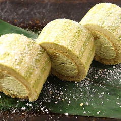 抹茶ロールケーキ