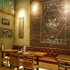 PIZZA&WINE CONA Bivi沼津店 コナの雰囲気3