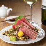 豊洲から仕入れた鮮魚をご堪能ください。