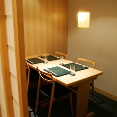 テーブル席半個室（2～6名様）