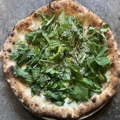 ヴェルデ(モッツァレラ・ルッコラ・アンチョビ・ケッパー)