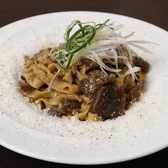 常陸牛どて煮の濃厚パスタ