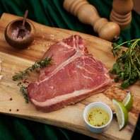 Tボーンステーキ