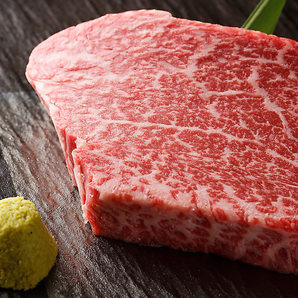 “究極の赤身”シャトーブリアン5500円(税込)はステーキまたは薄切りにてご提供致します※数量限定